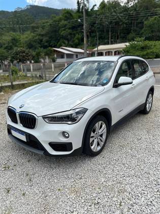 BMW X1 2.0 16V TURBO ACTIVEFLEX SDRIVE20I 4P AUTOMÁTICO BMW X1 2.0 16V TURBO ACTIVEFLEX SDRIVE20I 4P AUTOMÁTICO